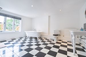 Photo 15- click for photo gallery